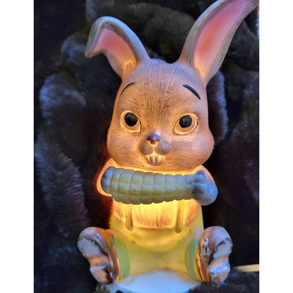 Vintage Bunny Rabbit Aladdin Giftware Portable Lamp Night Light Retro Table Lamp